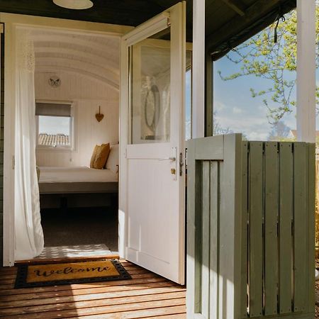 Little England Retreats - Cottage, Yurt And Shepherd Huts Othery Eksteriør billede
