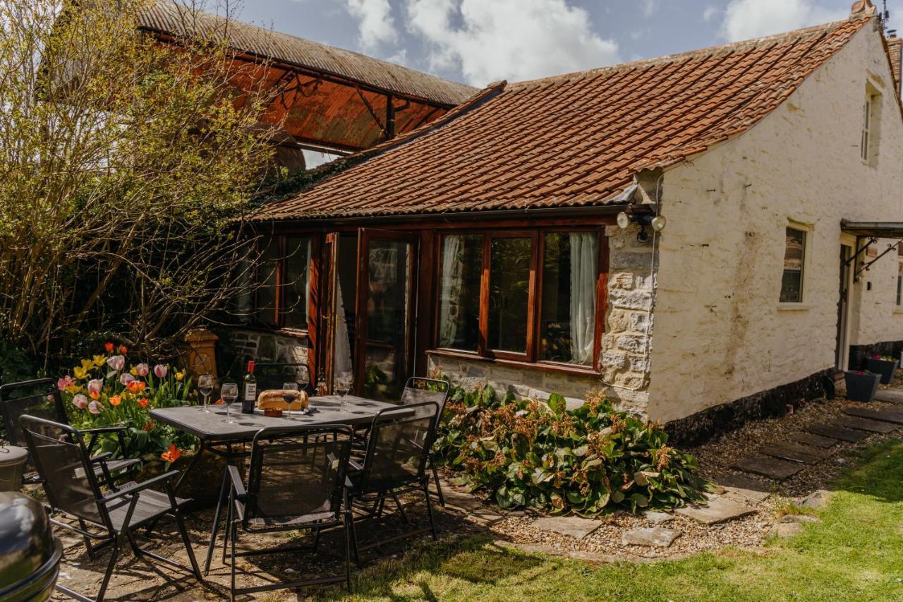 Little England Retreats - Cottage, Yurt And Shepherd Huts Othery Eksteriør billede