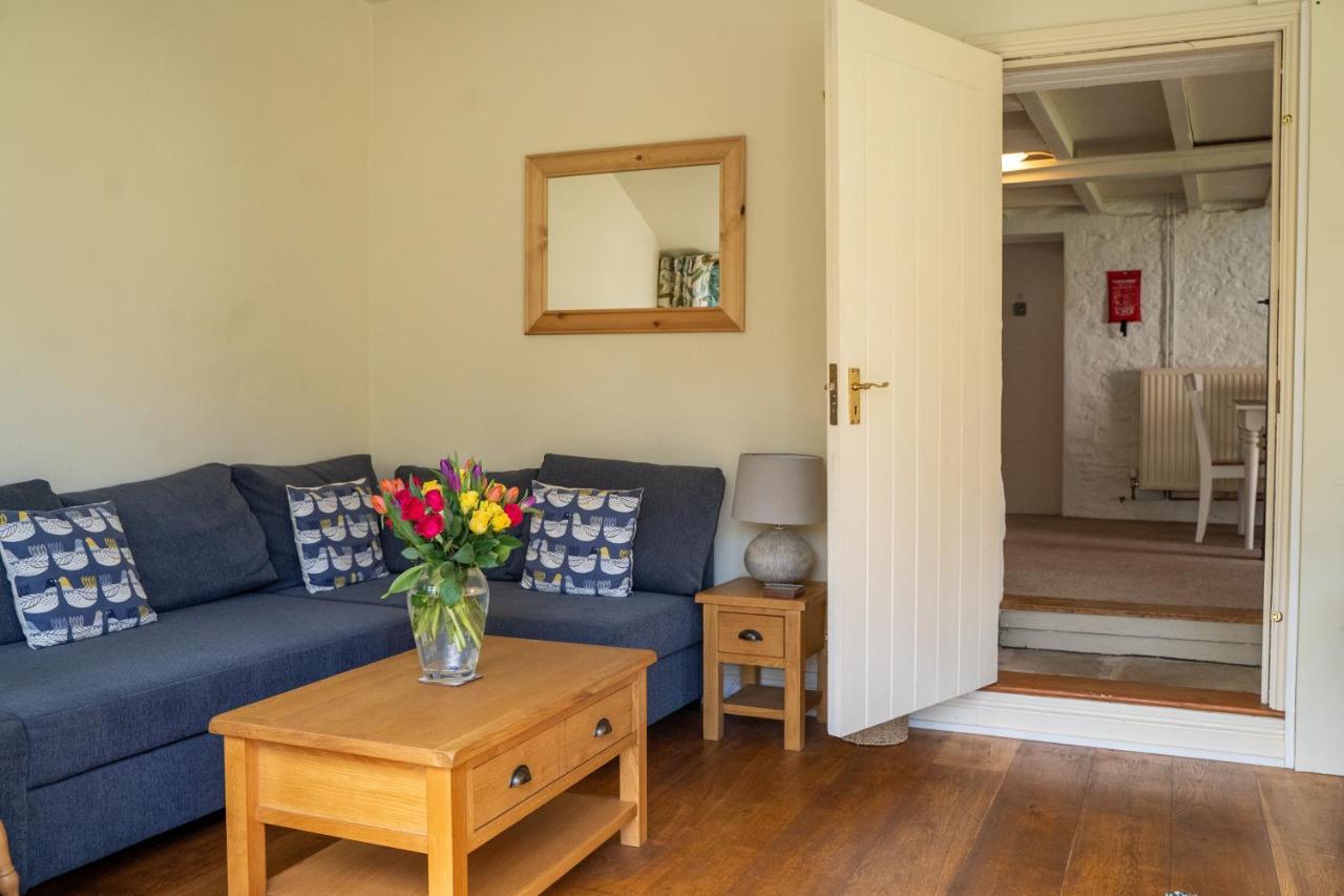 Little England Retreats - Cottage, Yurt And Shepherd Huts Othery Eksteriør billede
