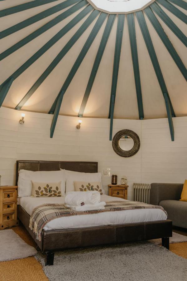 Little England Retreats - Cottage, Yurt And Shepherd Huts Othery Eksteriør billede