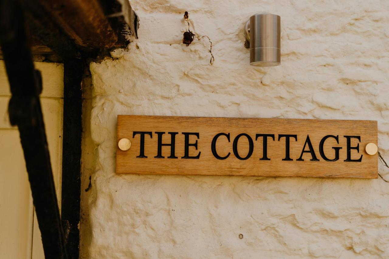 Little England Retreats - Cottage, Yurt And Shepherd Huts Othery Eksteriør billede