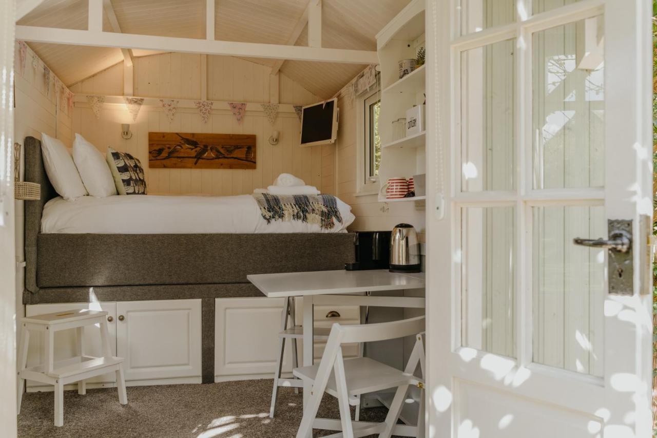 Little England Retreats - Cottage, Yurt And Shepherd Huts Othery Eksteriør billede