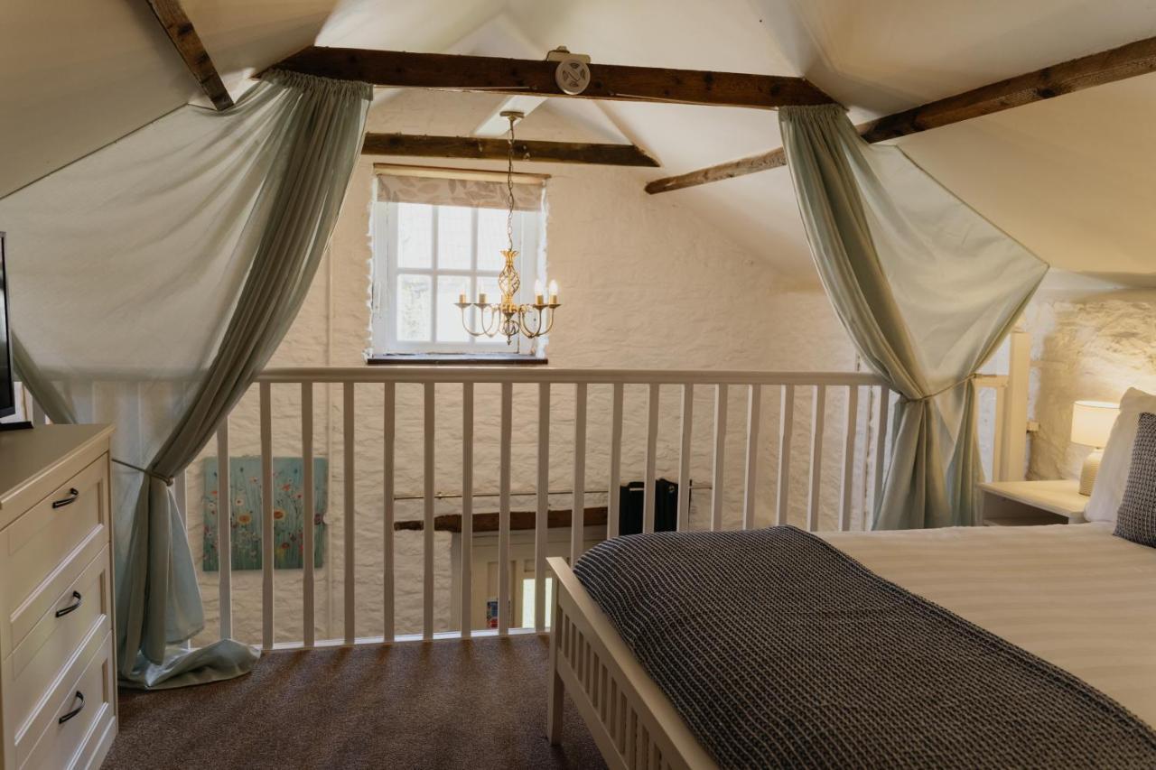 Little England Retreats - Cottage, Yurt And Shepherd Huts Othery Eksteriør billede